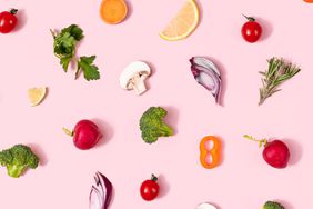 how-many-fruits-and-veggies-to-eat-daily-realsimple-GettyImages-1371687139