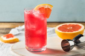 Boozy Refreshing Sea Breeze Cocktail with Grapefruit and Vodka