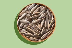 sunflower-seeds-GettyImages-1800770375